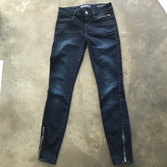 GUESS Designer Jeans - Picture 1 of 3